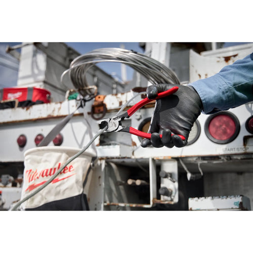 Milwaukee 9 Lineman's Dipped Grip Pliers w/ Thread Cleaner (USA)